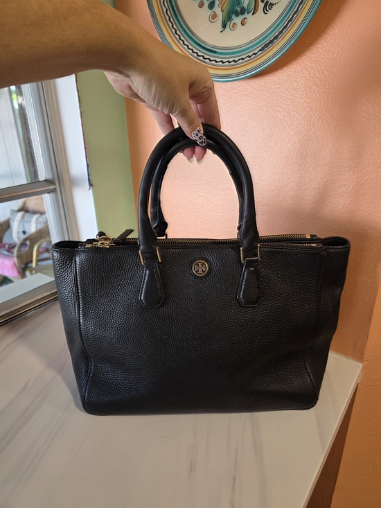 Tory Burch Handbags - Tory Burch Black Pebbled Leather Tote Luxury Minimalist Chic Preppy Handbag